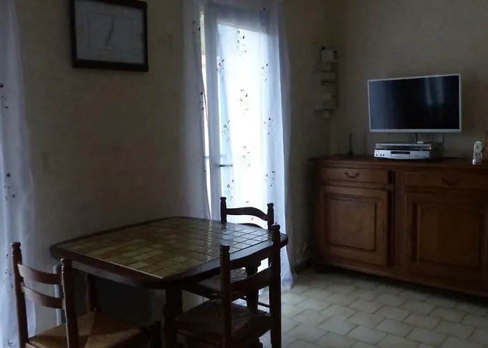 Pied A Terre 4